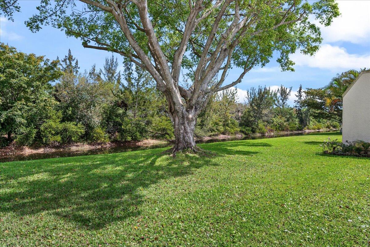 GOLDEN LAKES VILLAGE CONDO M - Residential