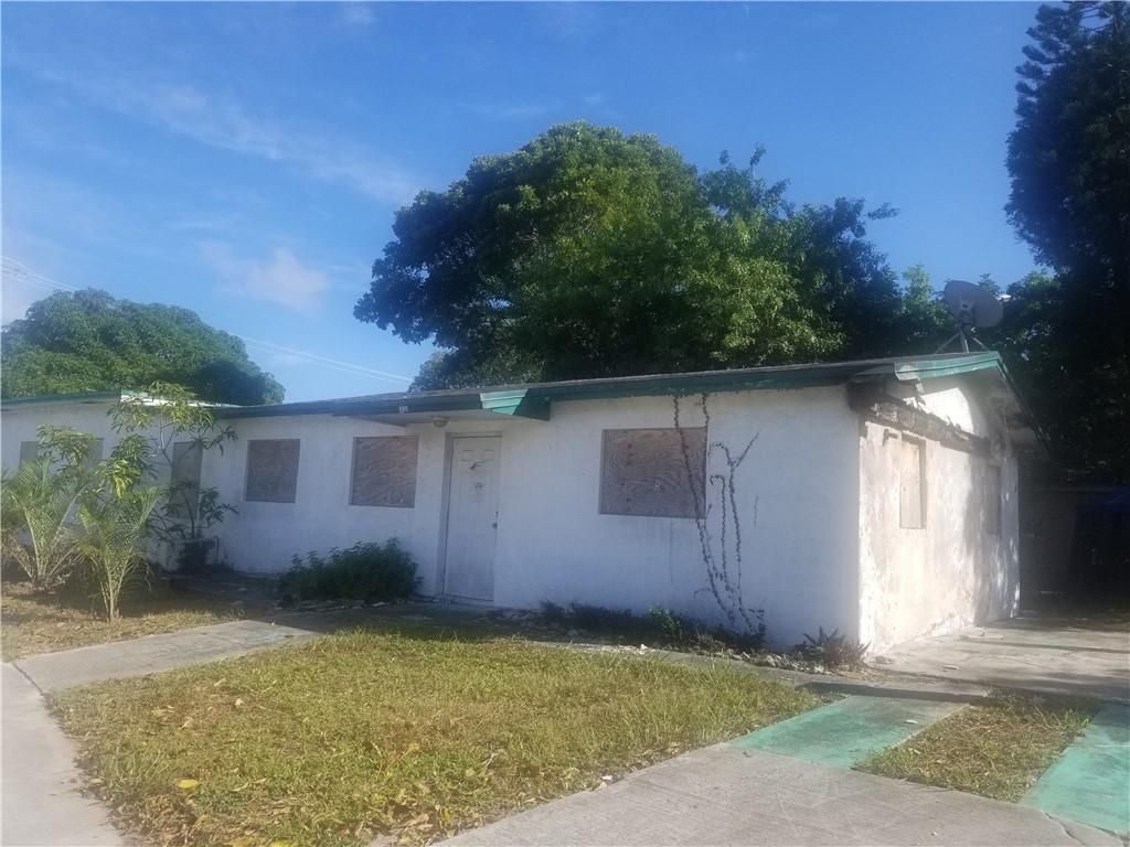Photo of 354 NW 4th Ave #2, Delray Beach, FL 33444 (MLS # F10304310)