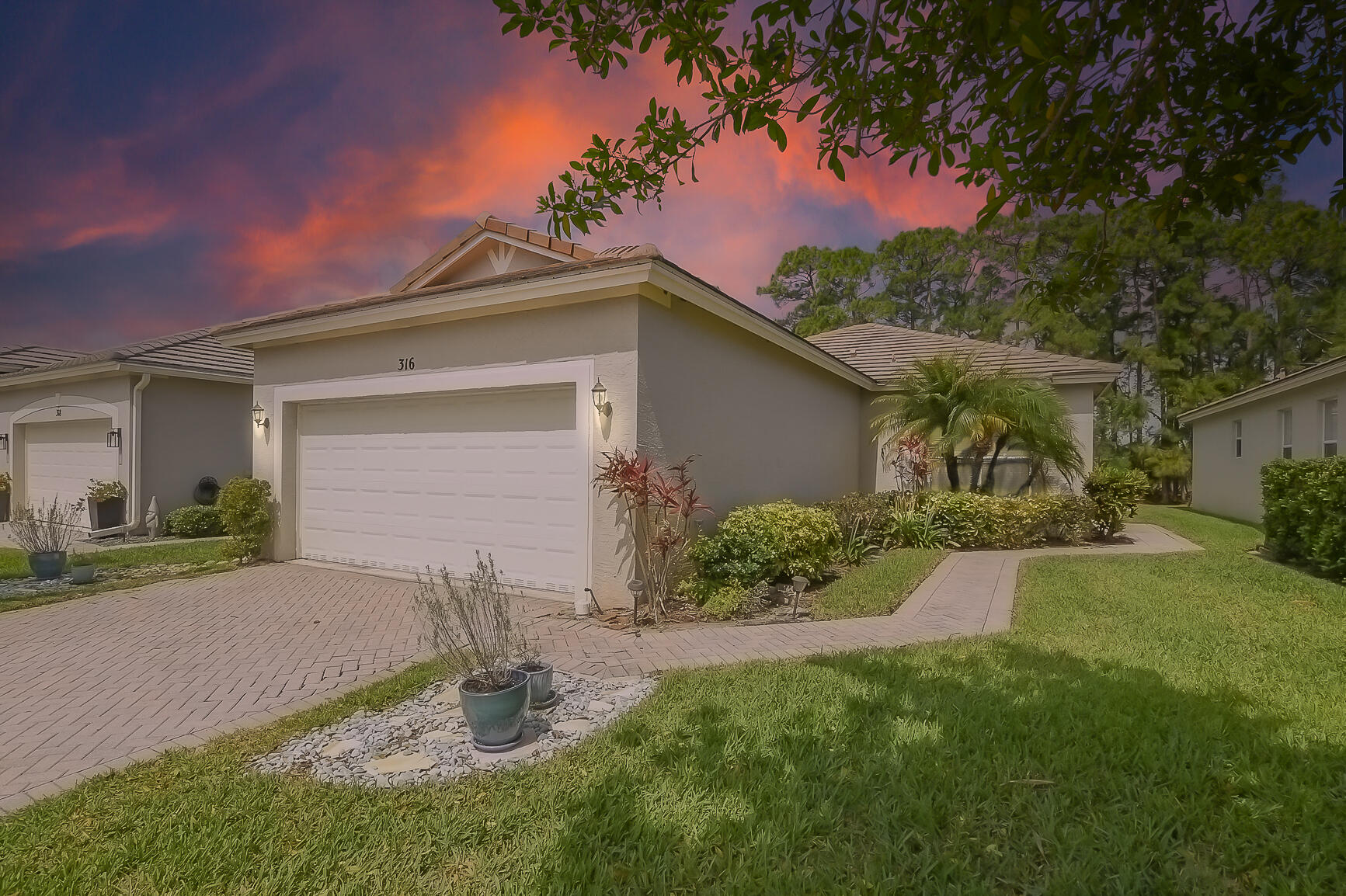 LAKE FOREST POINTE - Residential