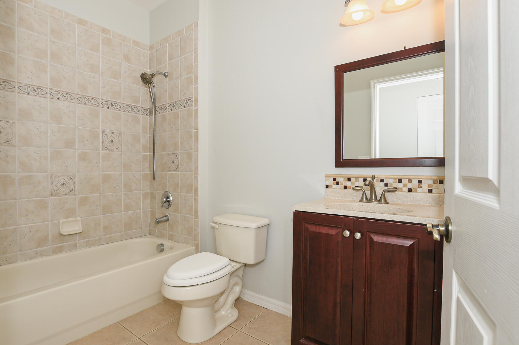 LAKE FOREST POINTE - Residential