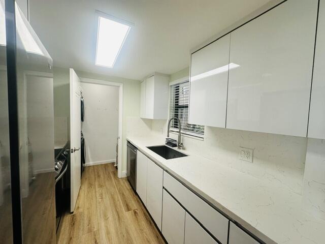 HIDDEN HARBOUR OF THE PALM BEACHES CONDO - Residential Lease