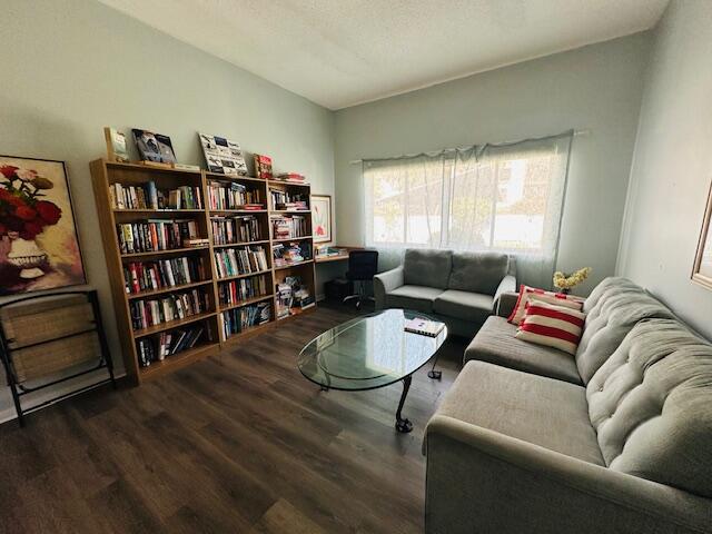 HIDDEN HARBOUR OF THE PALM BEACHES CONDO - Residential Lease