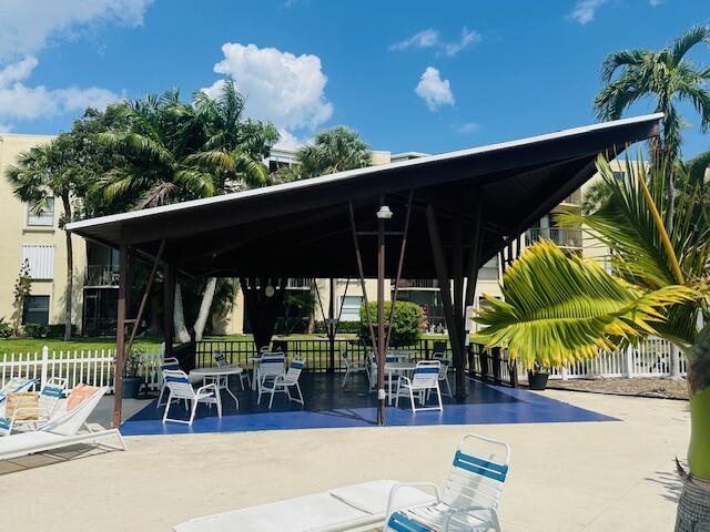 HIDDEN HARBOUR OF THE PALM BEACHES CONDO - Residential Lease