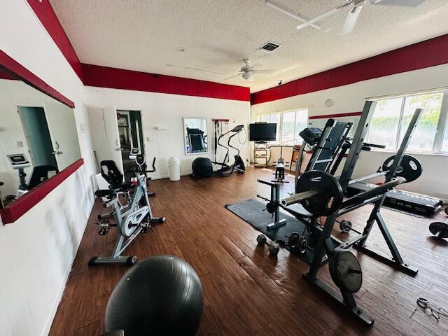 HIDDEN HARBOUR OF THE PALM BEACHES CONDO - Residential Lease
