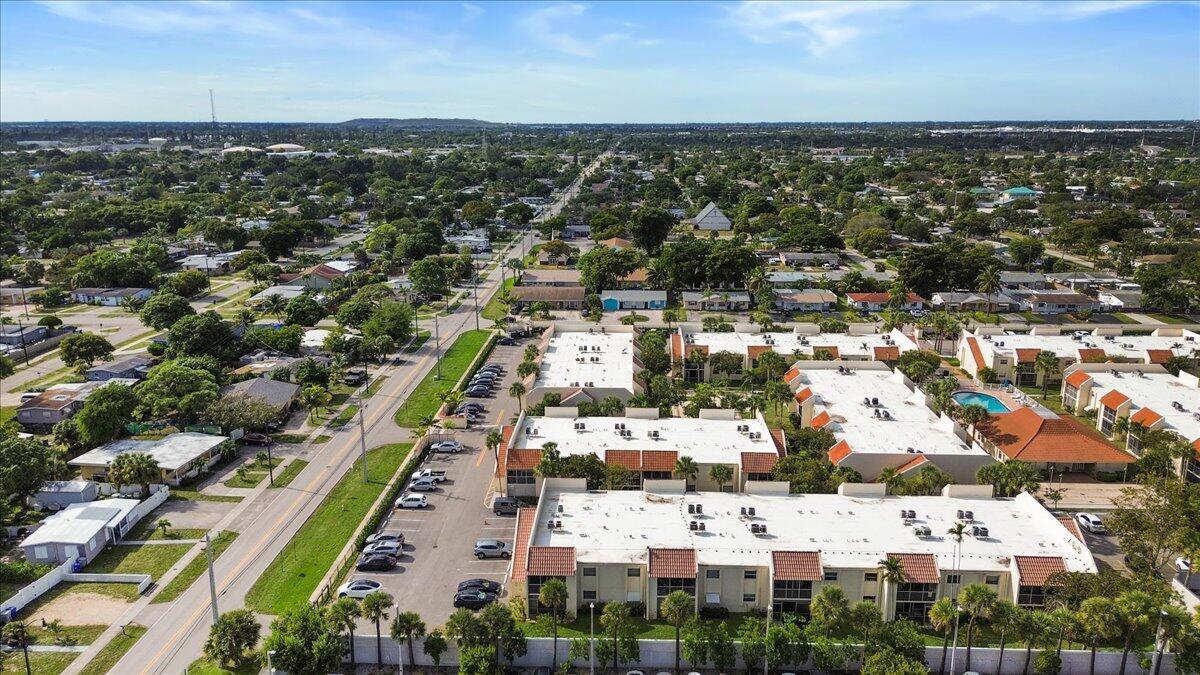 DEERFIELD PINES CONDO - Residential