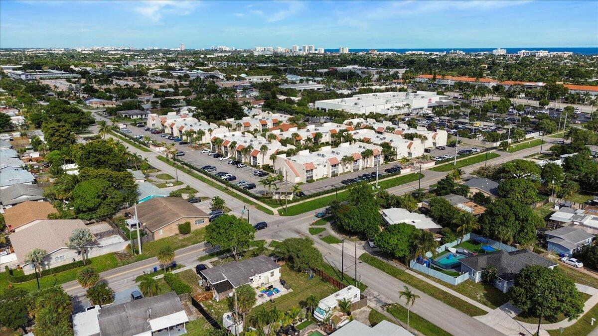 DEERFIELD PINES CONDO - Residential