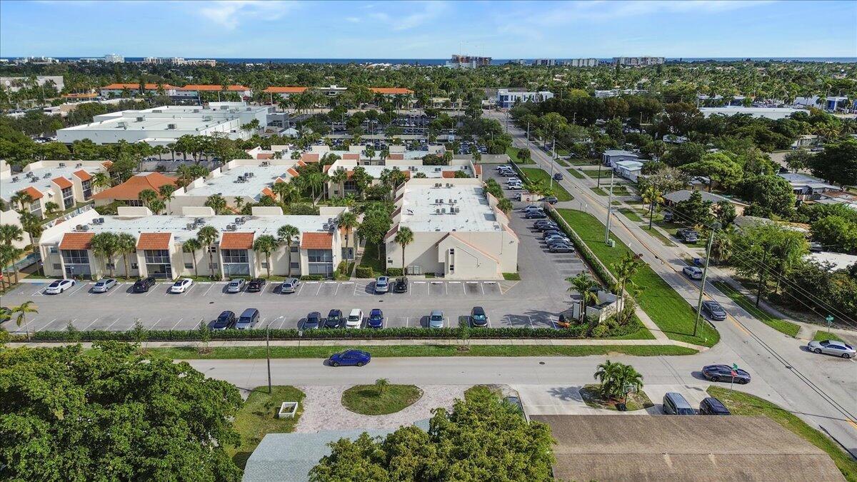 DEERFIELD PINES CONDO - Residential