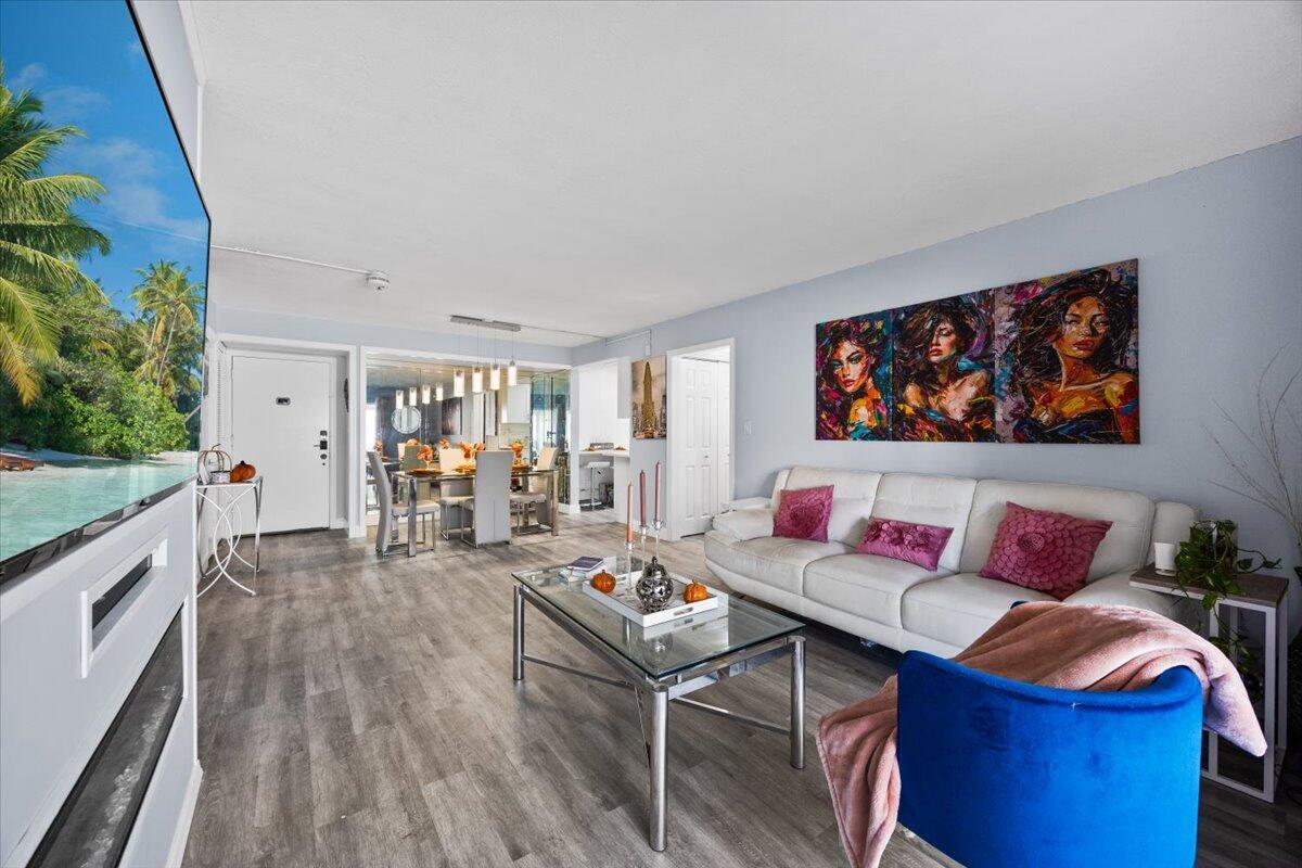 DEERFIELD PINES CONDO - Residential