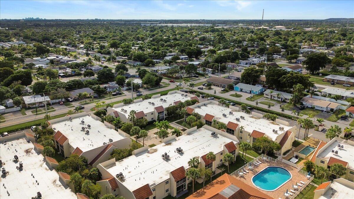 DEERFIELD PINES CONDO - Residential