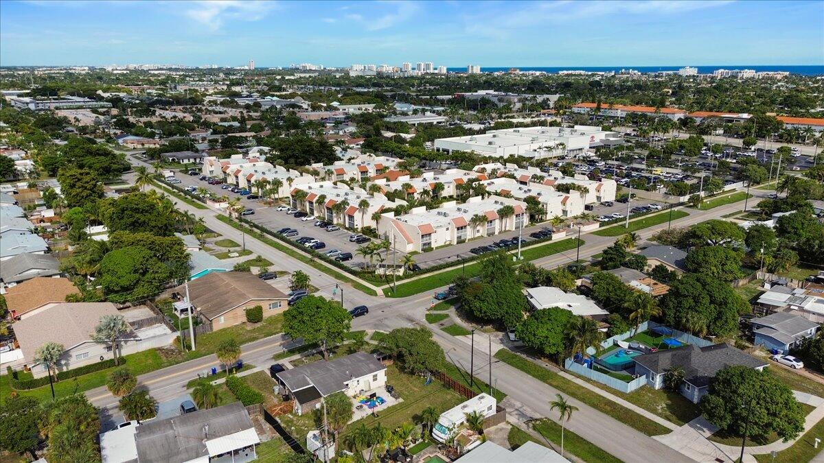 DEERFIELD PINES CONDO - Residential