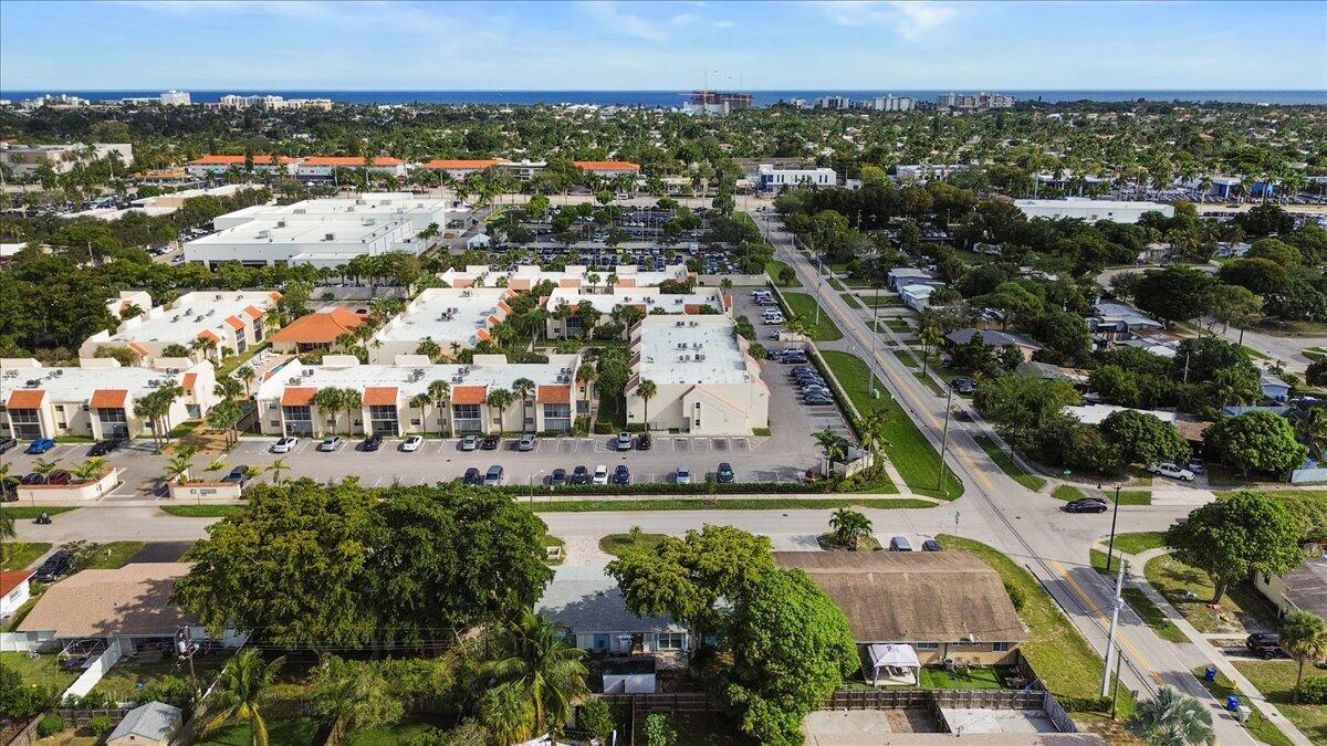 DEERFIELD PINES CONDO - Residential