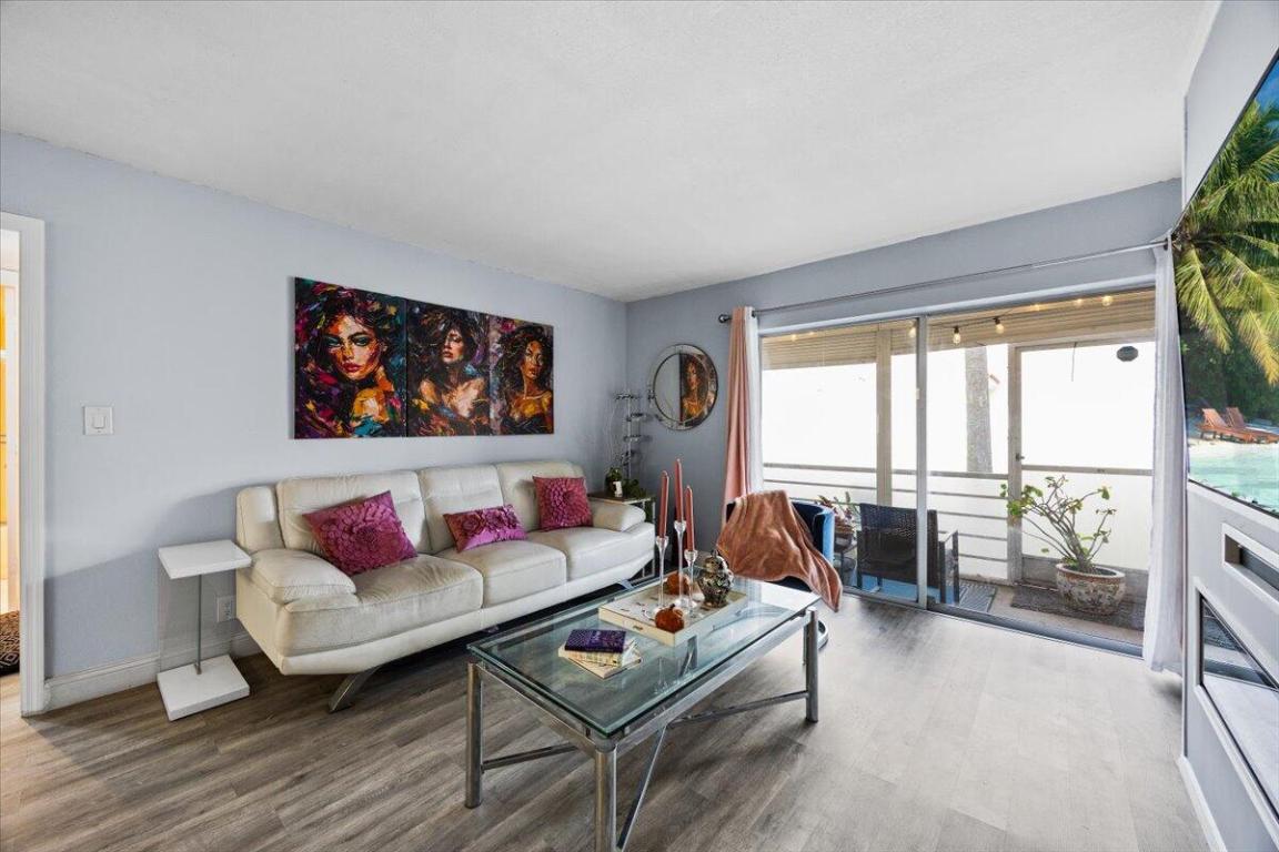 1428 SE 4th Avenue 140