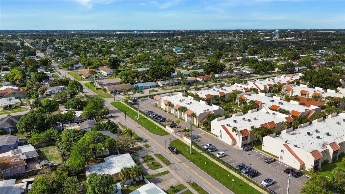 DEERFIELD PINES CONDO - Residential