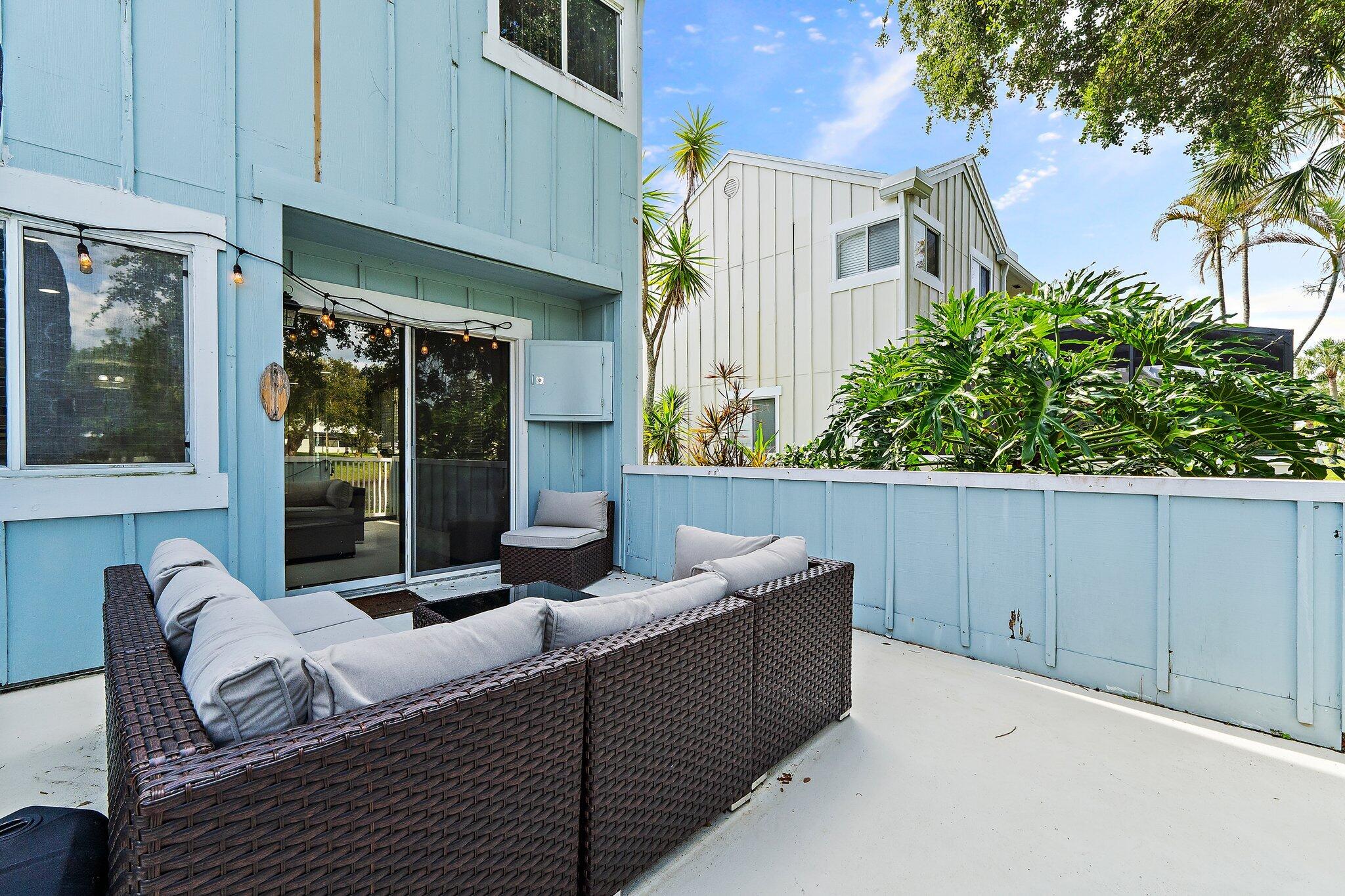 RIVERWALK 3 - Residential