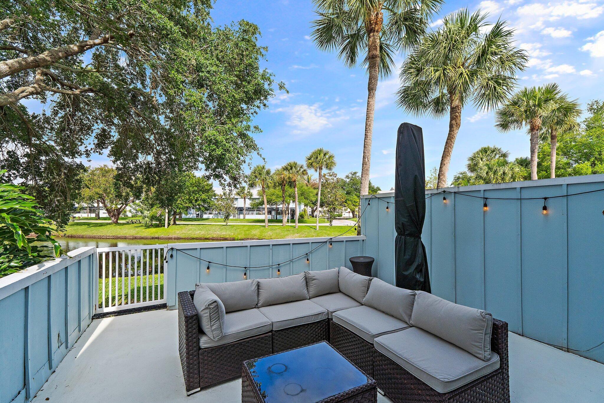 RIVERWALK 3 - Residential