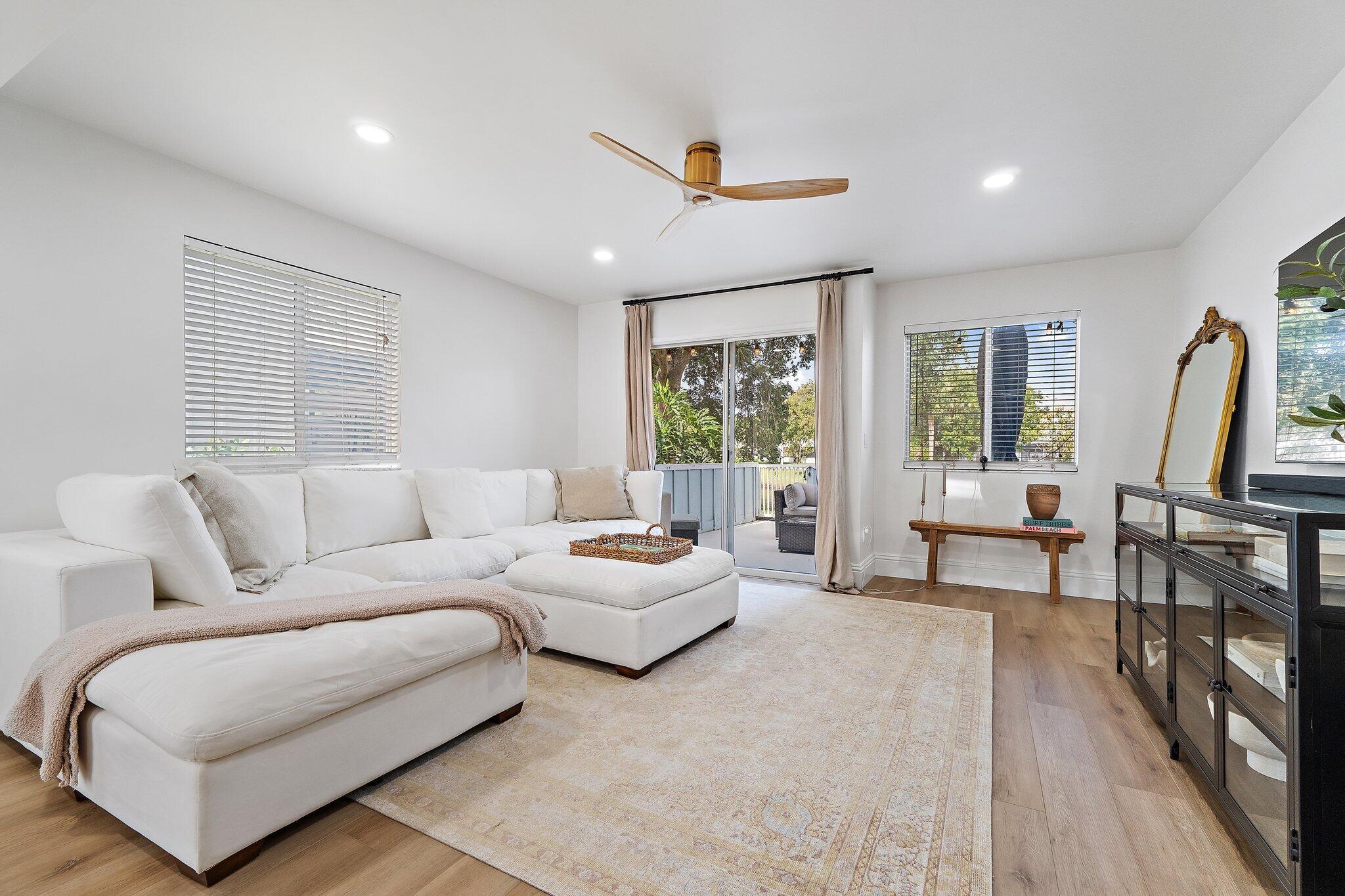 RIVERWALK 3 - Residential