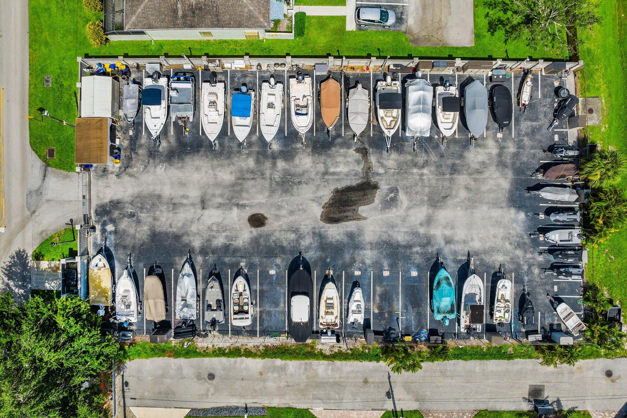 RIVERWALK 3 - Residential