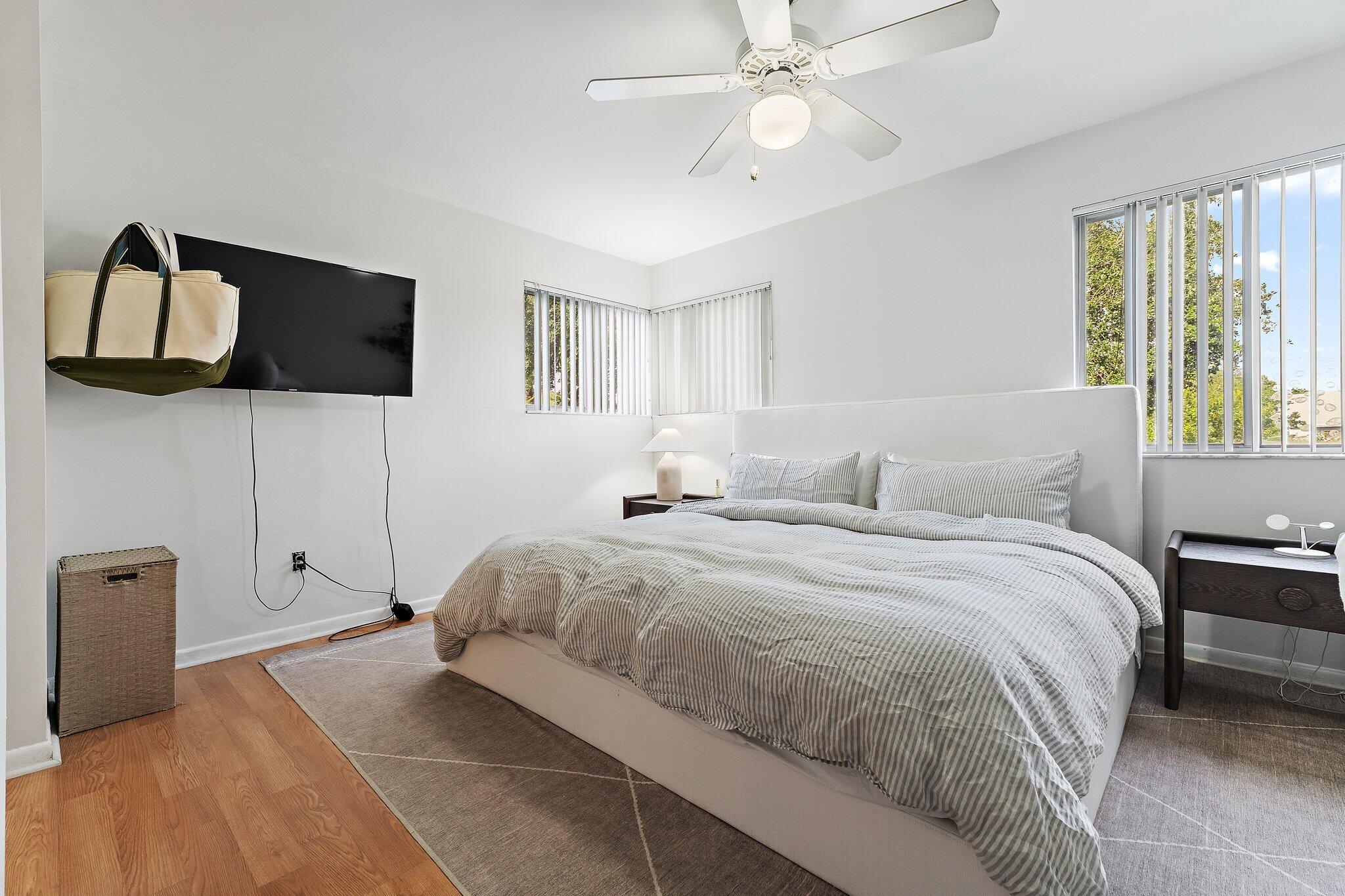 RIVERWALK 3 - Residential