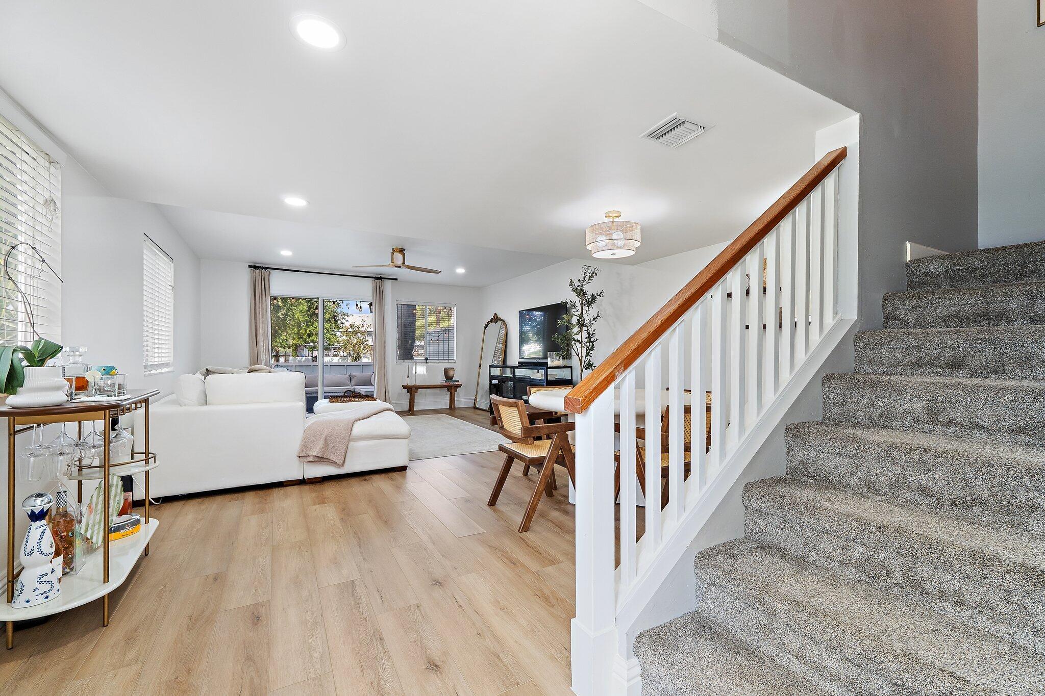 RIVERWALK 3 - Residential