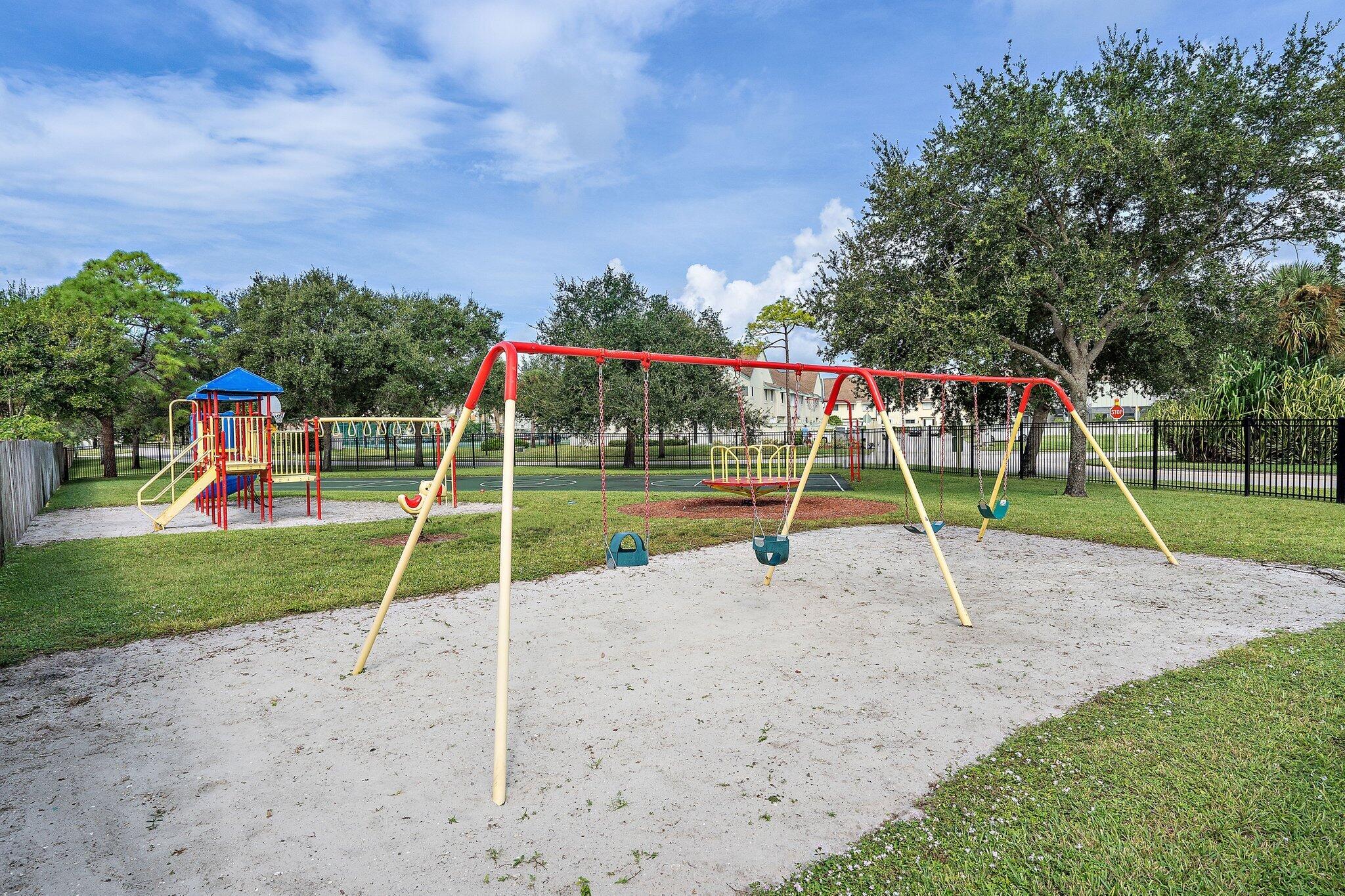 RIVERWALK 3 - Residential