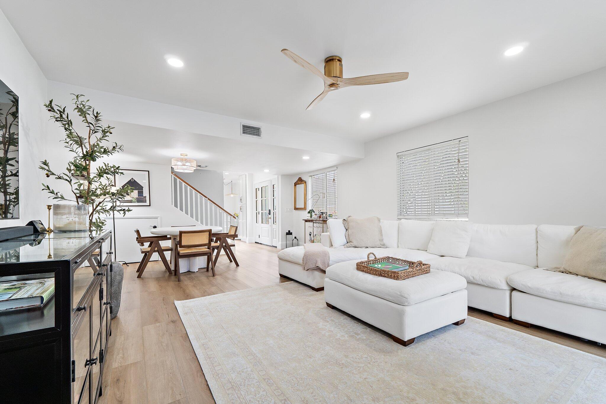 RIVERWALK 3 - Residential