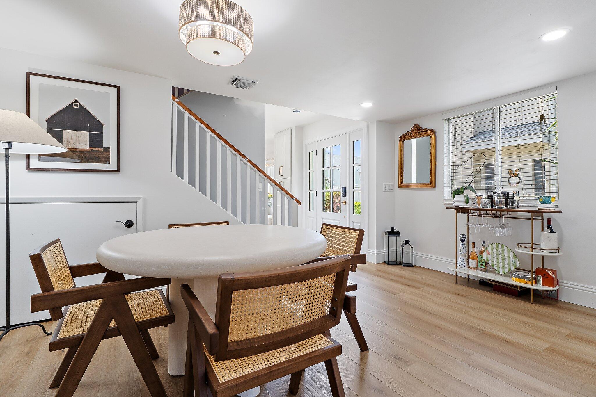 RIVERWALK 3 - Residential