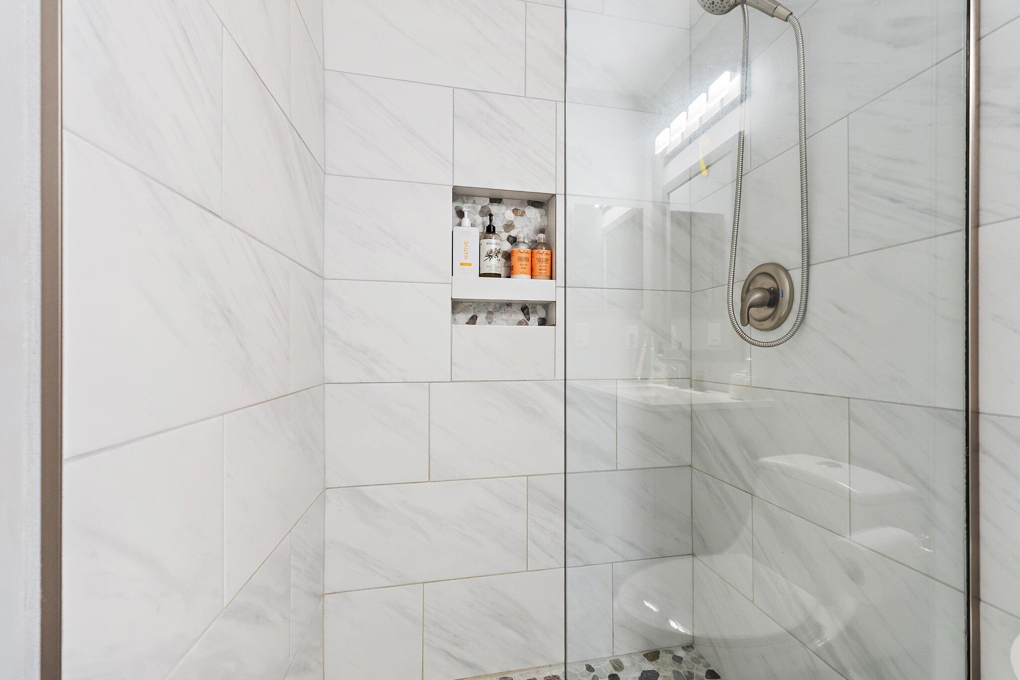 RIVERWALK 3 - Residential