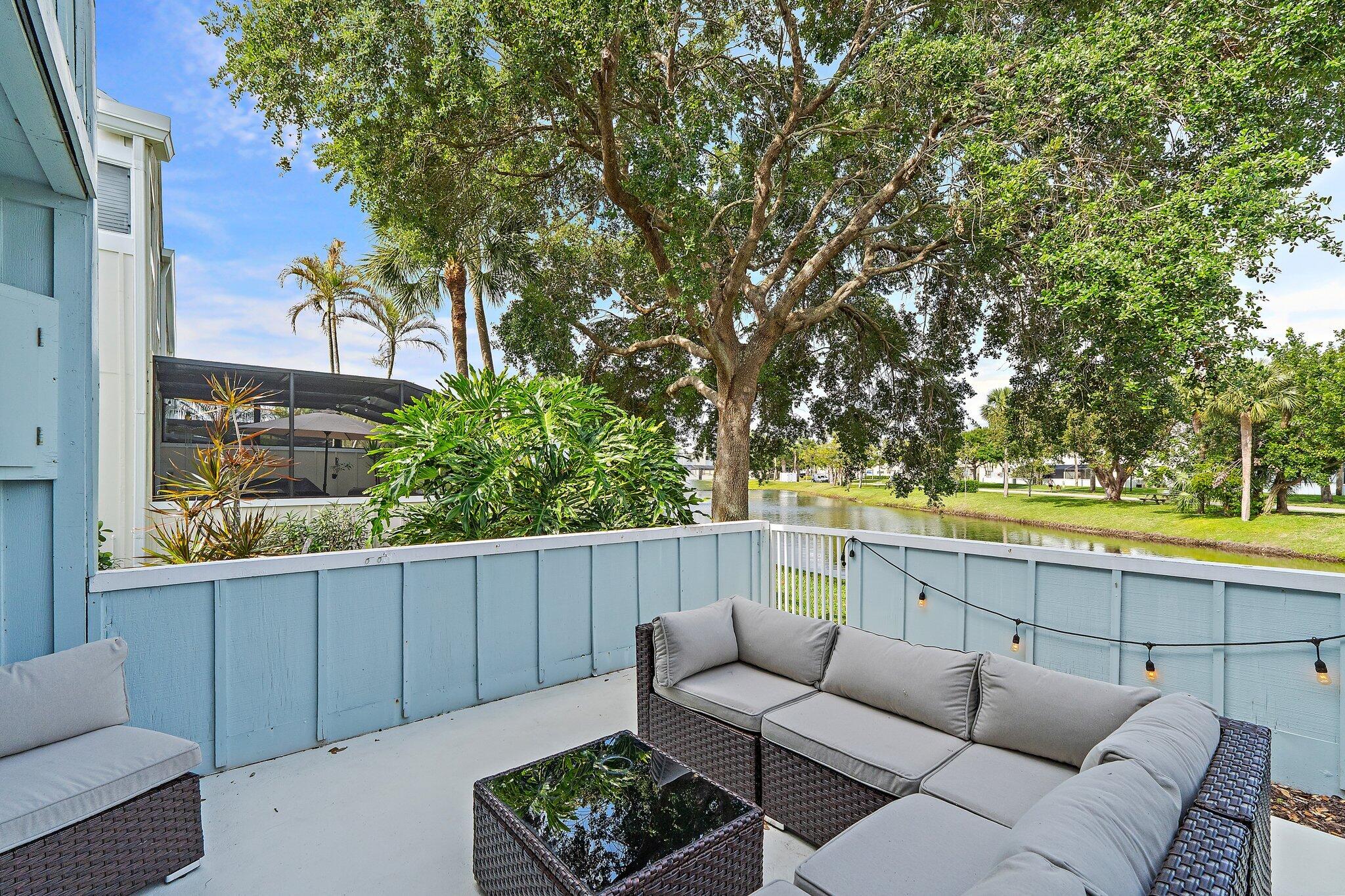 RIVERWALK 3 - Residential