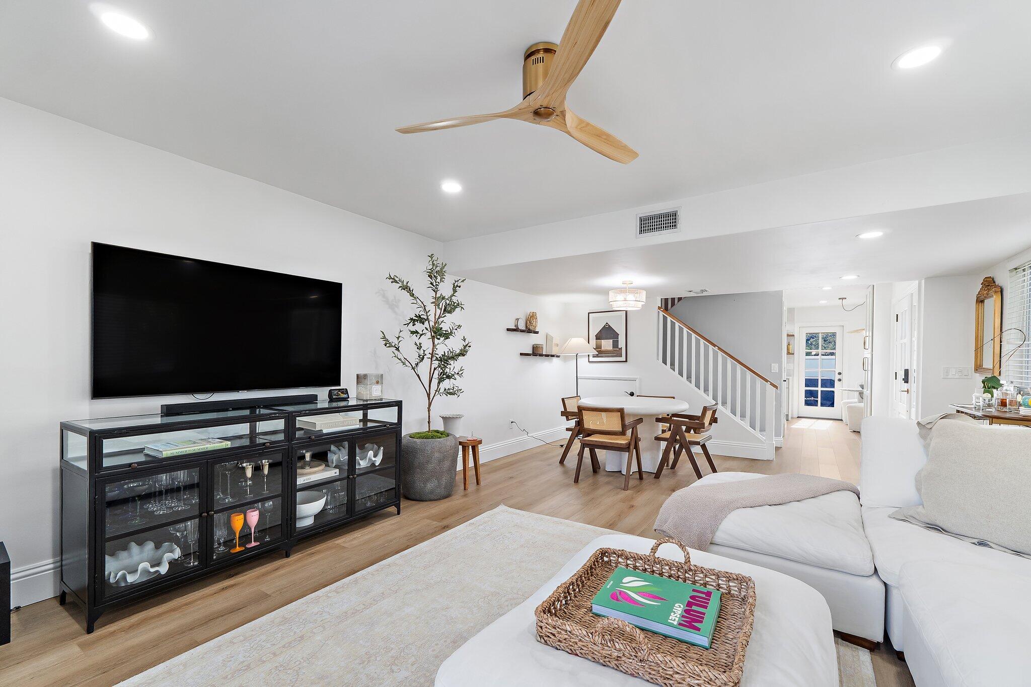 RIVERWALK 3 - Residential