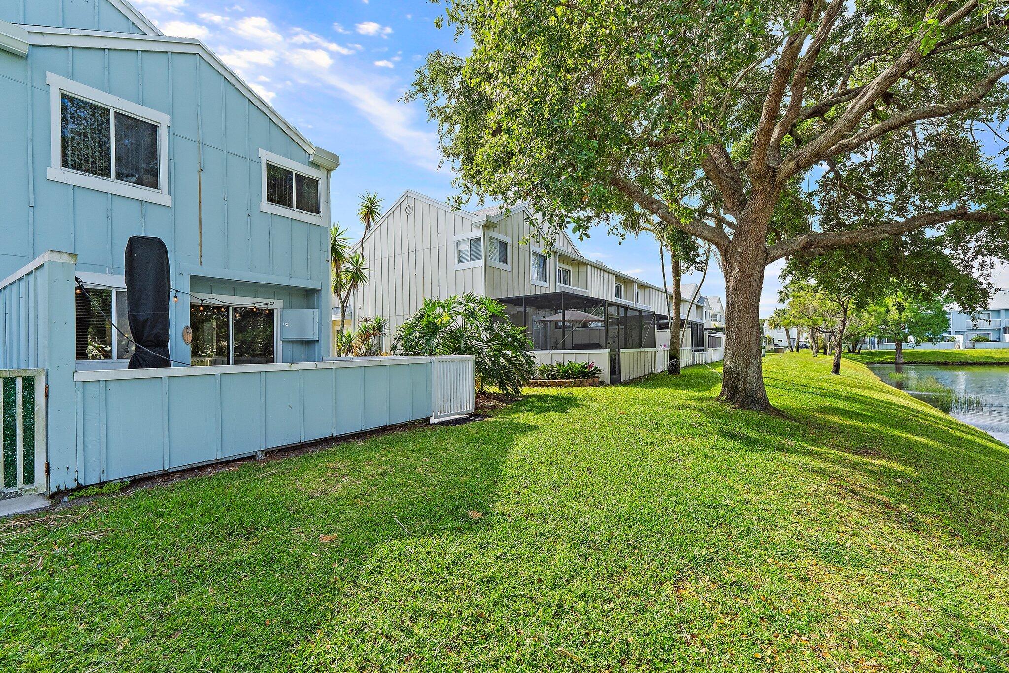 RIVERWALK 3 - Residential