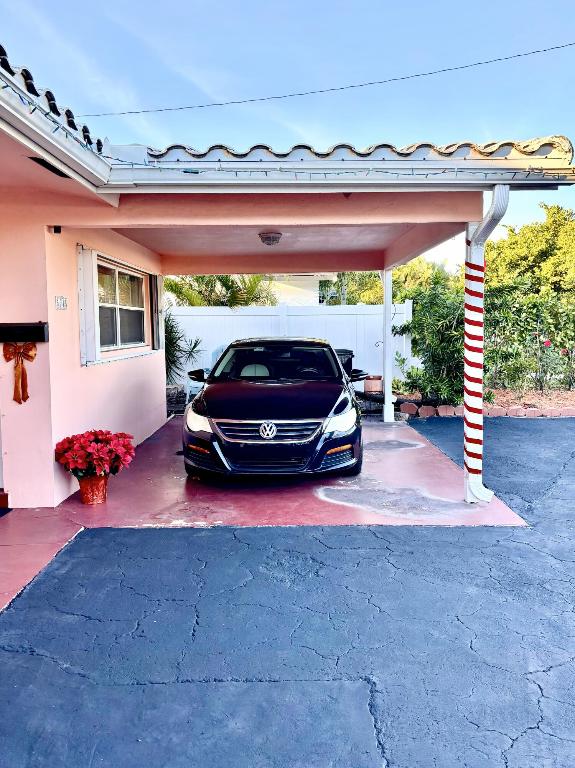 CORAL RIDGE ISLES - Residential Lease