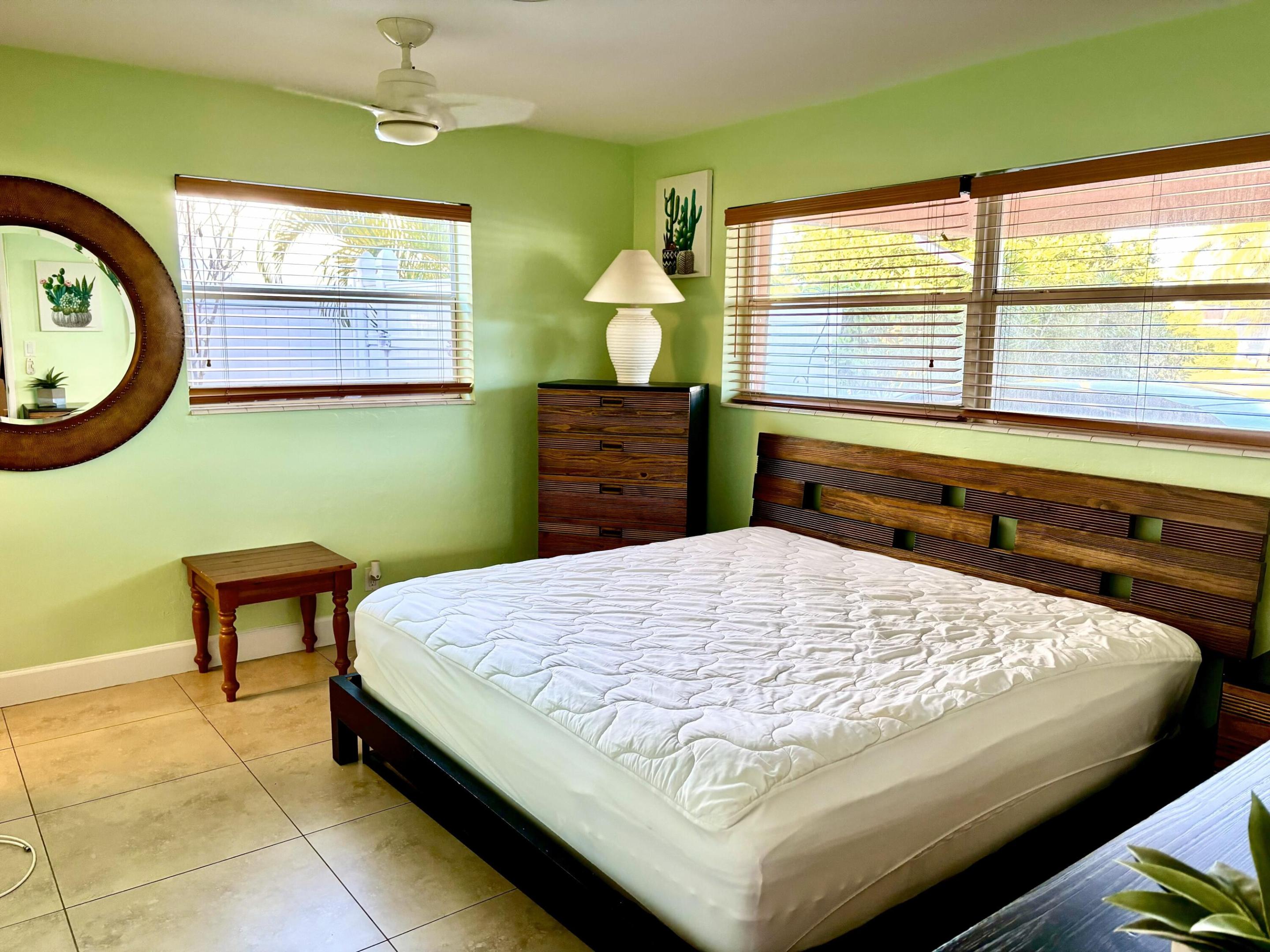 CORAL RIDGE ISLES - Residential Lease