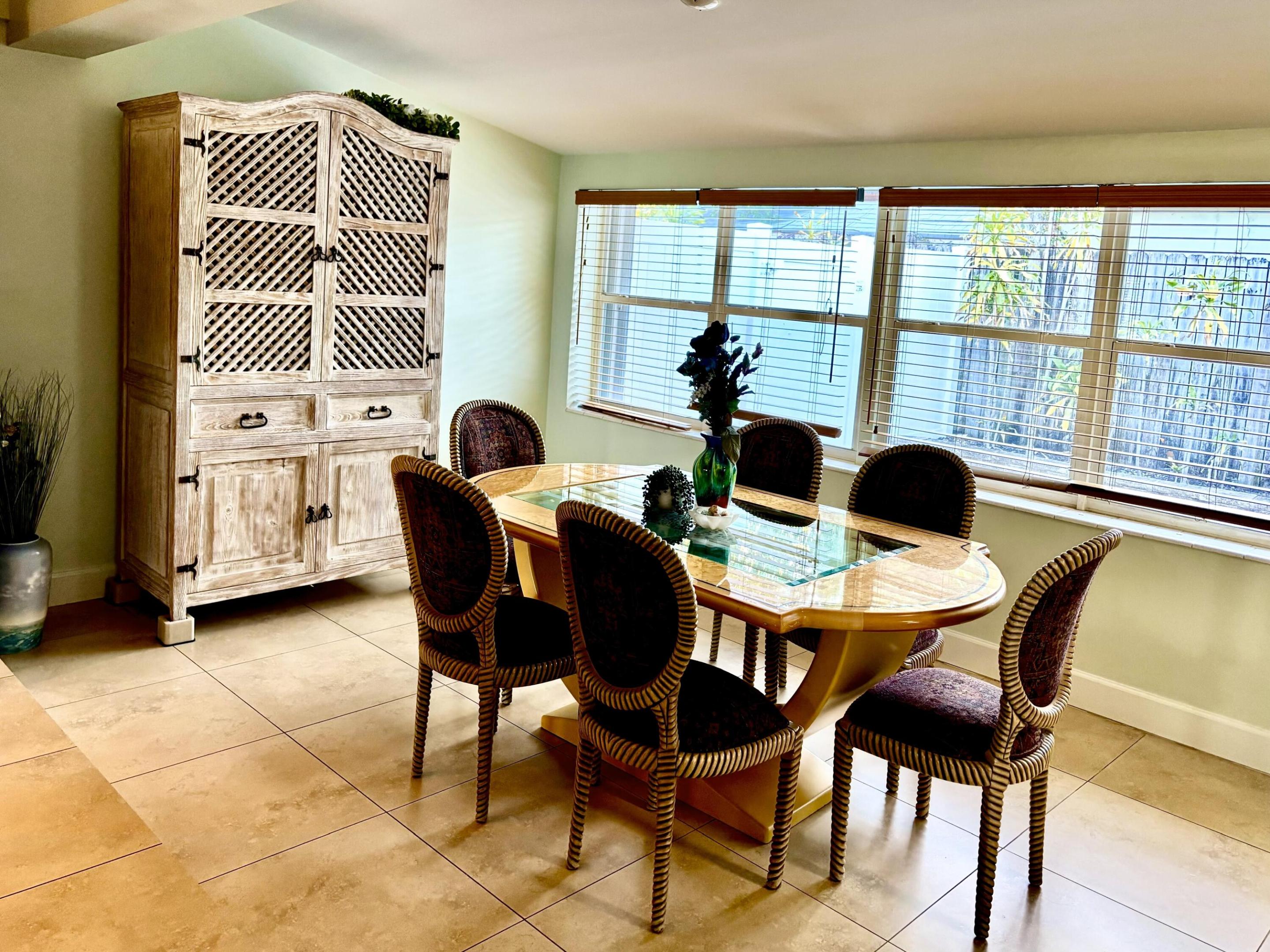 CORAL RIDGE ISLES - Residential Lease