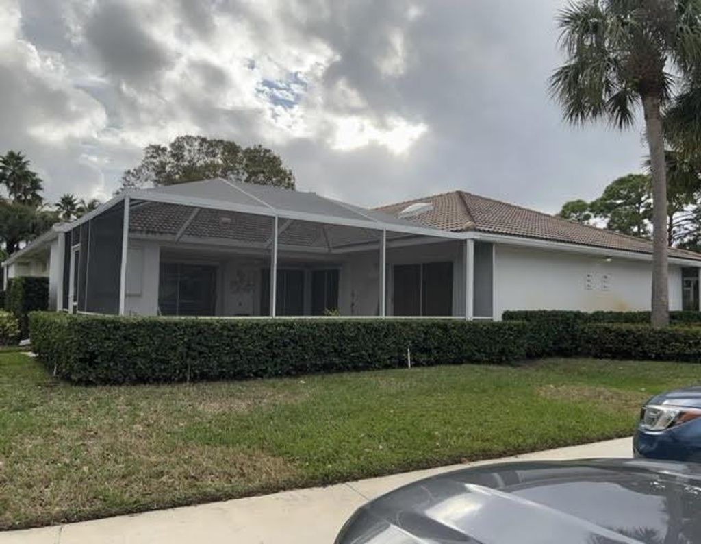 Photo of 502 Silverleaf Oak Court, Palm Beach Gardens, FL 33410 (MLS # R10773937)