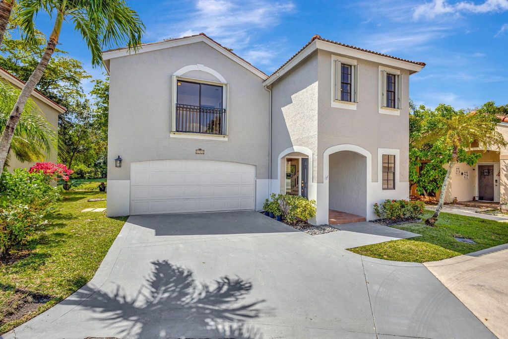 Photo of 1722 Shoreside Circle, Wellington, FL 33414 (MLS # R11082553)