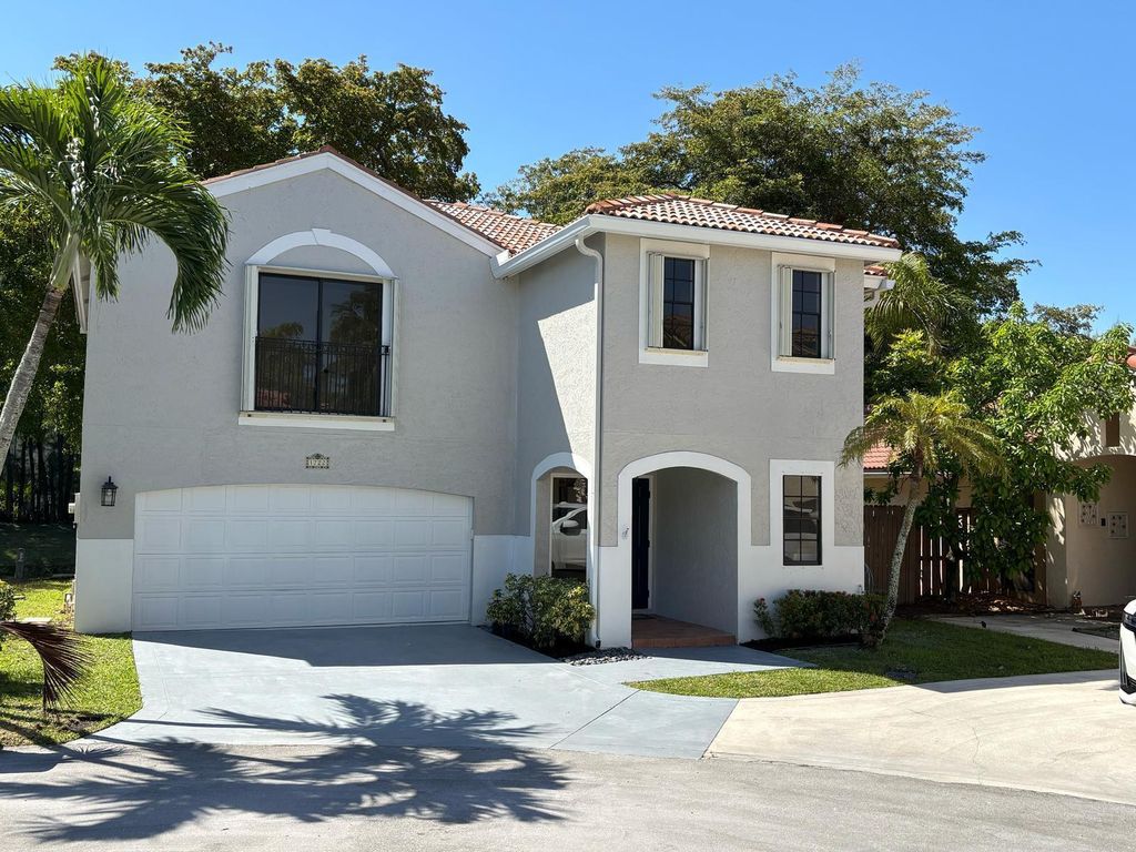 Photo of 1722 Shoreside Circle, Wellington, FL 33414 (MLS # R11082553)