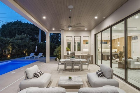 Tiny photo for 399 NE Spanish Court, Boca Raton, FL 33432 (MLS # B26079533)