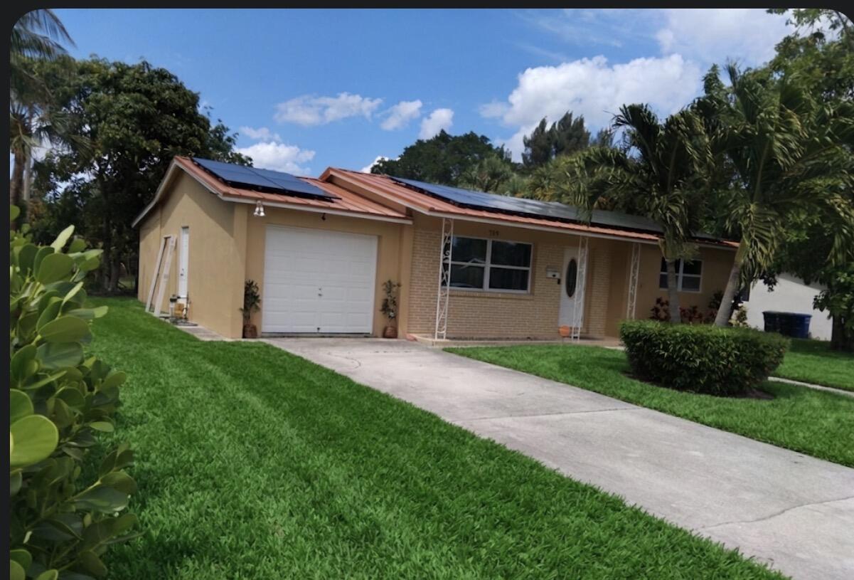 729 Ilex Court