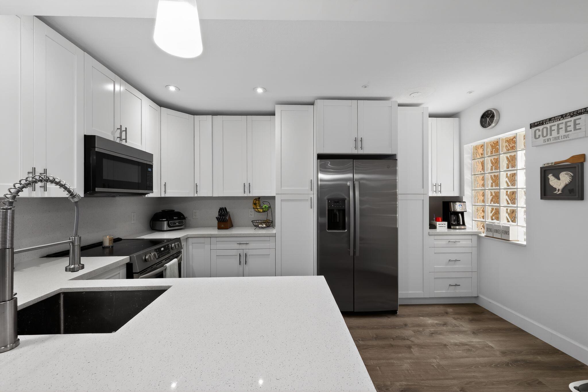 OPTIMA VILLAGE I-E CONDO - Residential