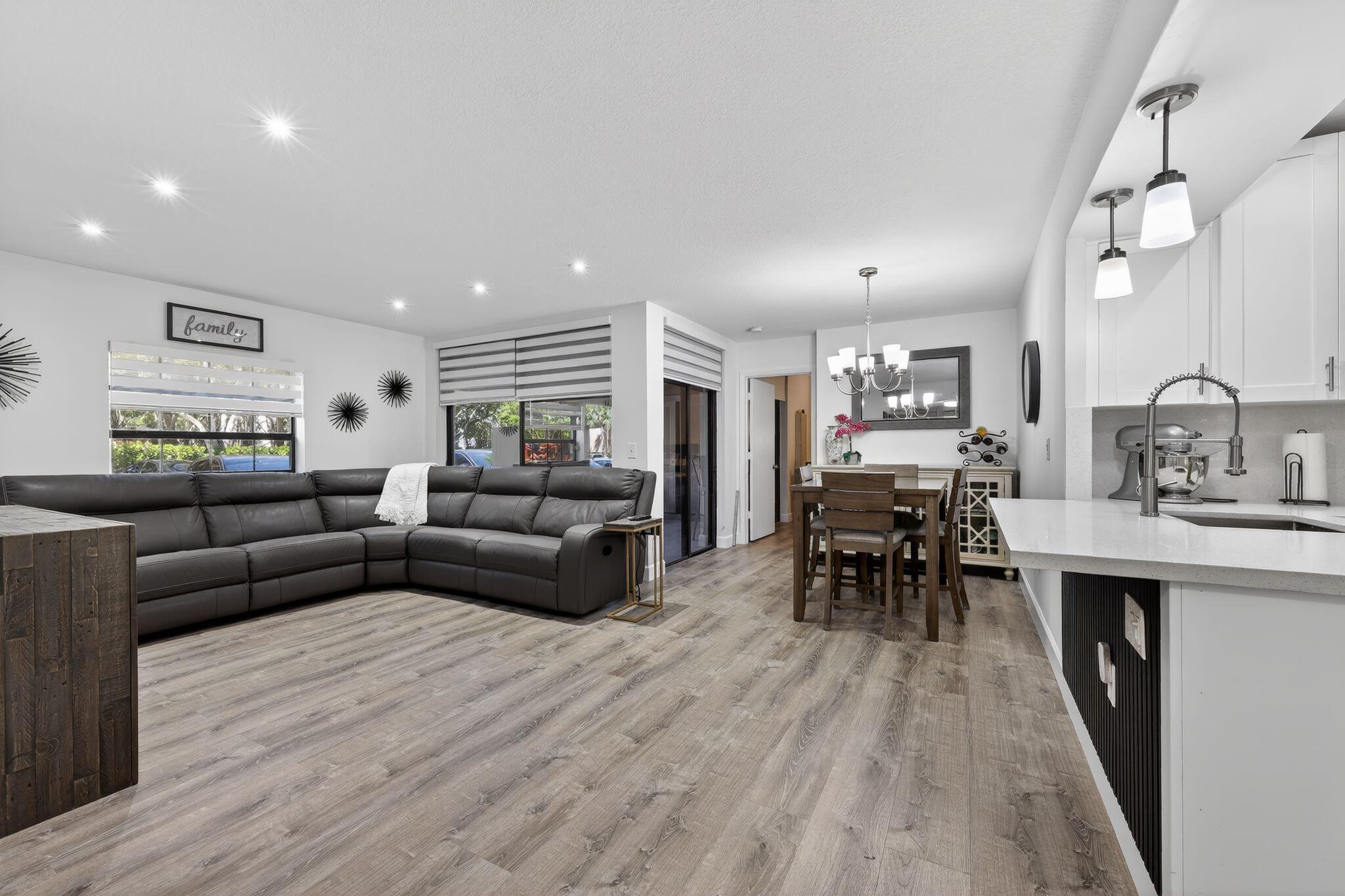 OPTIMA VILLAGE I-E CONDO - Residential