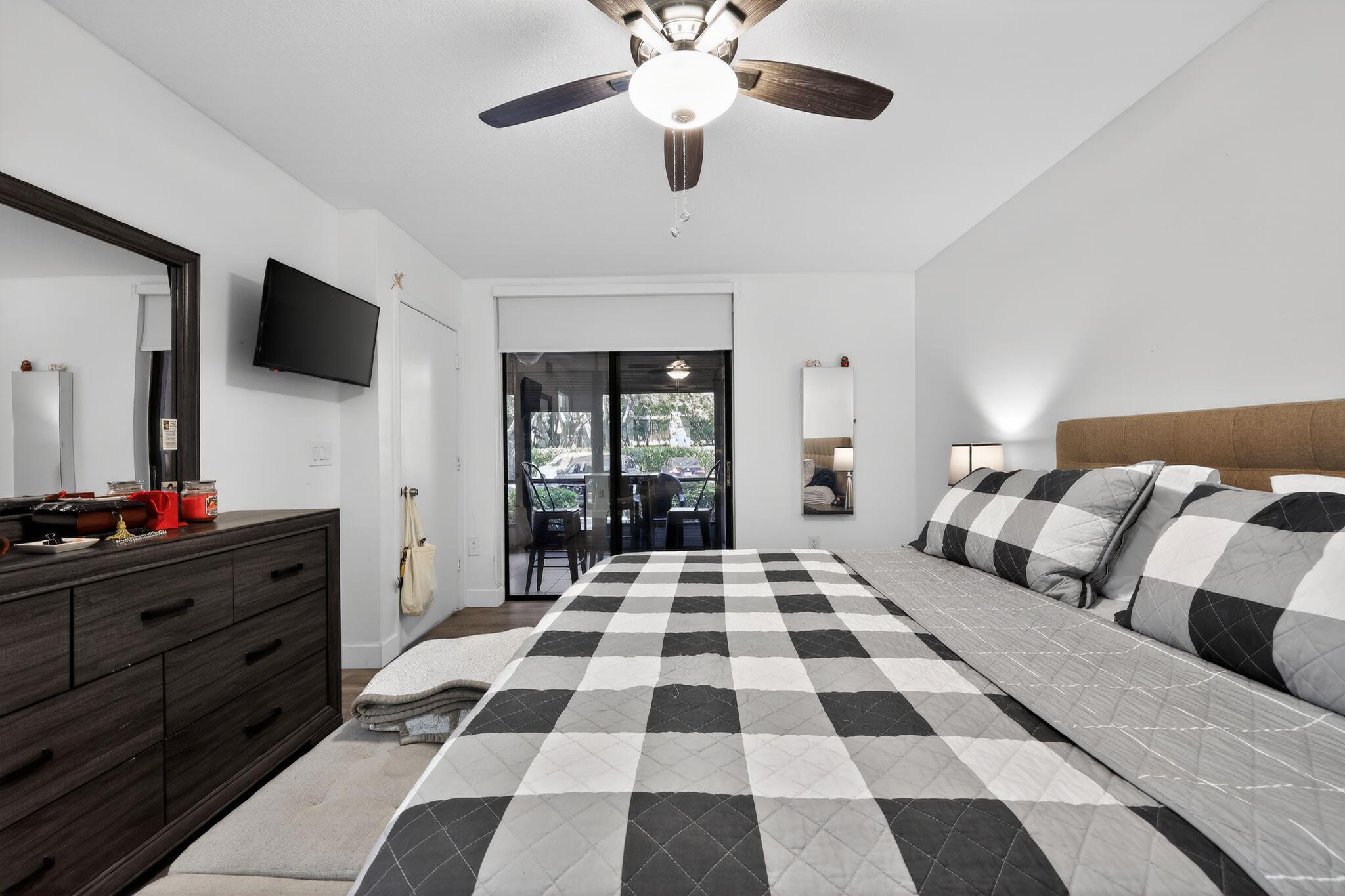 OPTIMA VILLAGE I-E CONDO - Residential