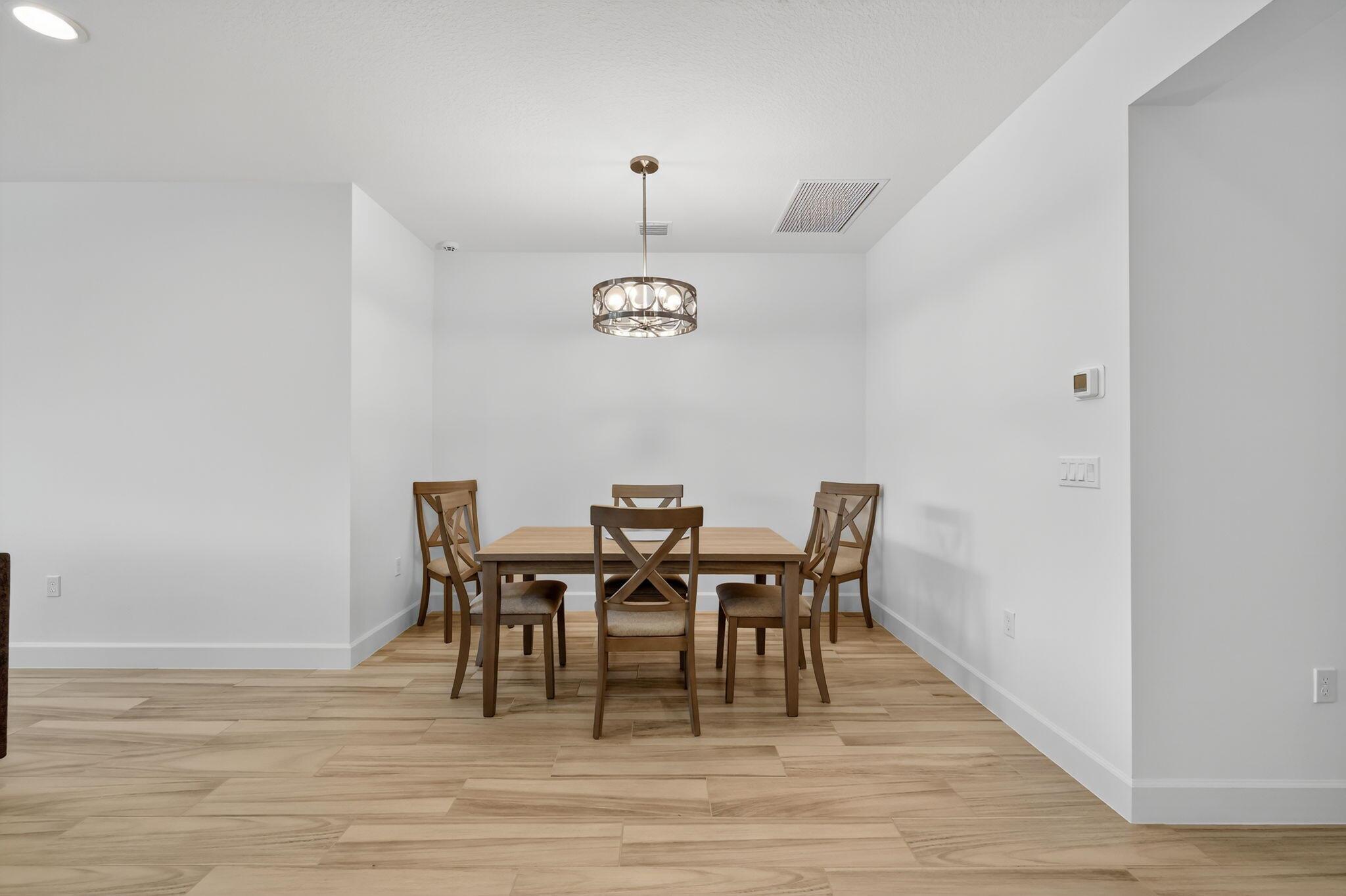 RIVERLAND - Residential Lease