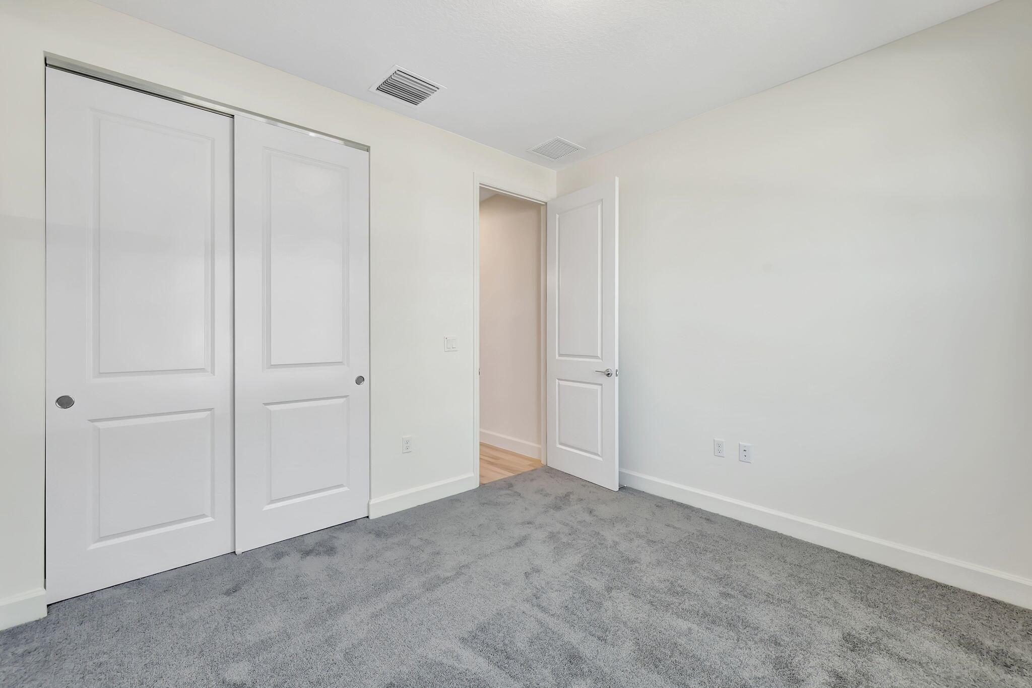RIVERLAND - Residential Lease