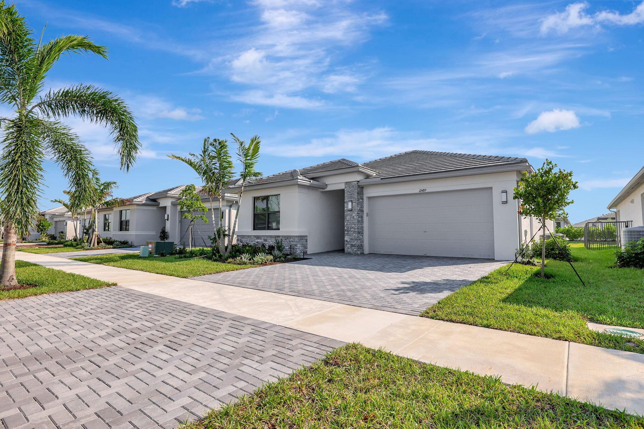 RIVERLAND - Residential Lease