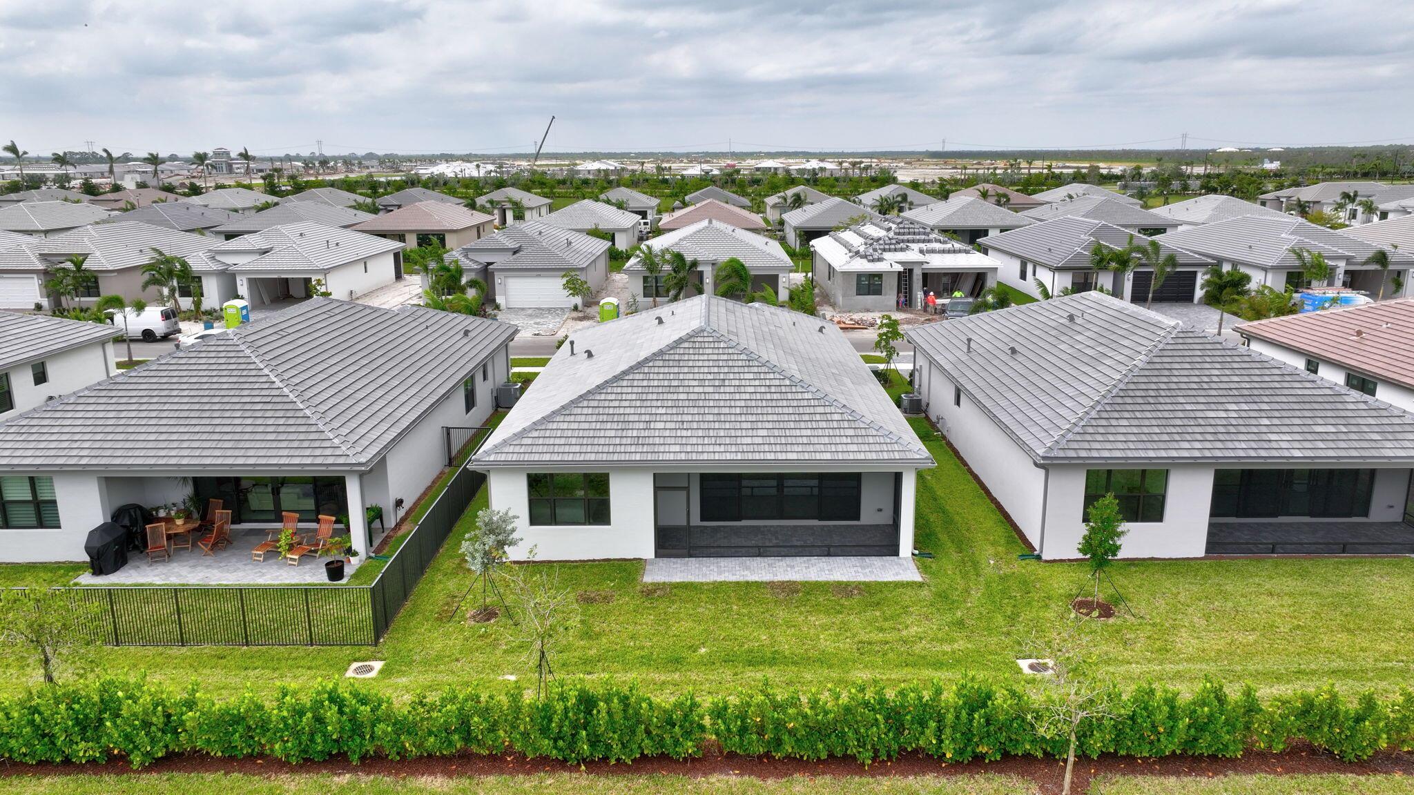 RIVERLAND - Residential Lease
