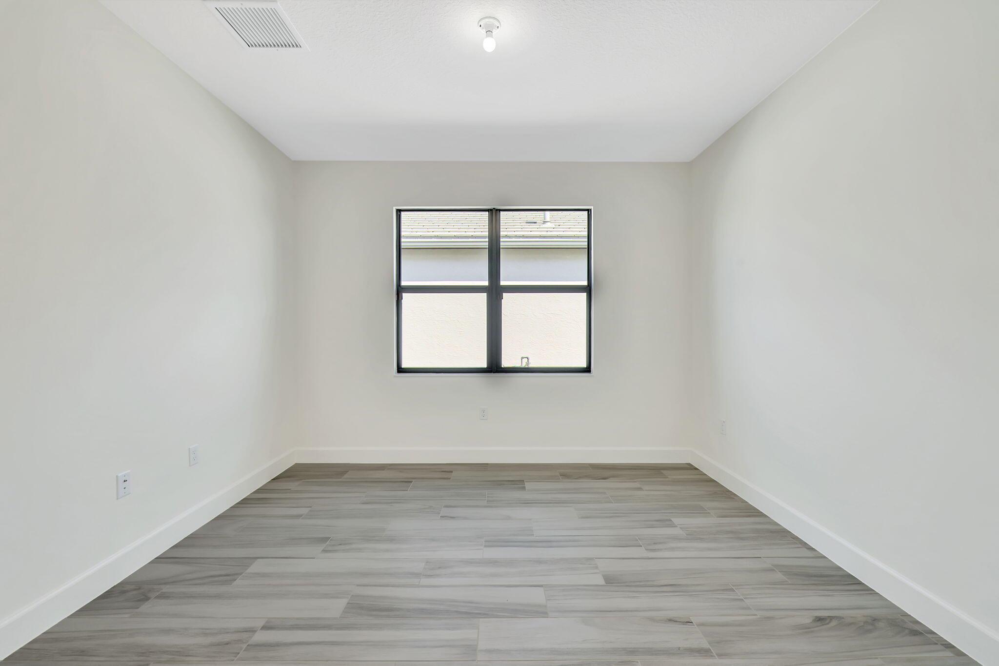 RIVERLAND - Residential Lease
