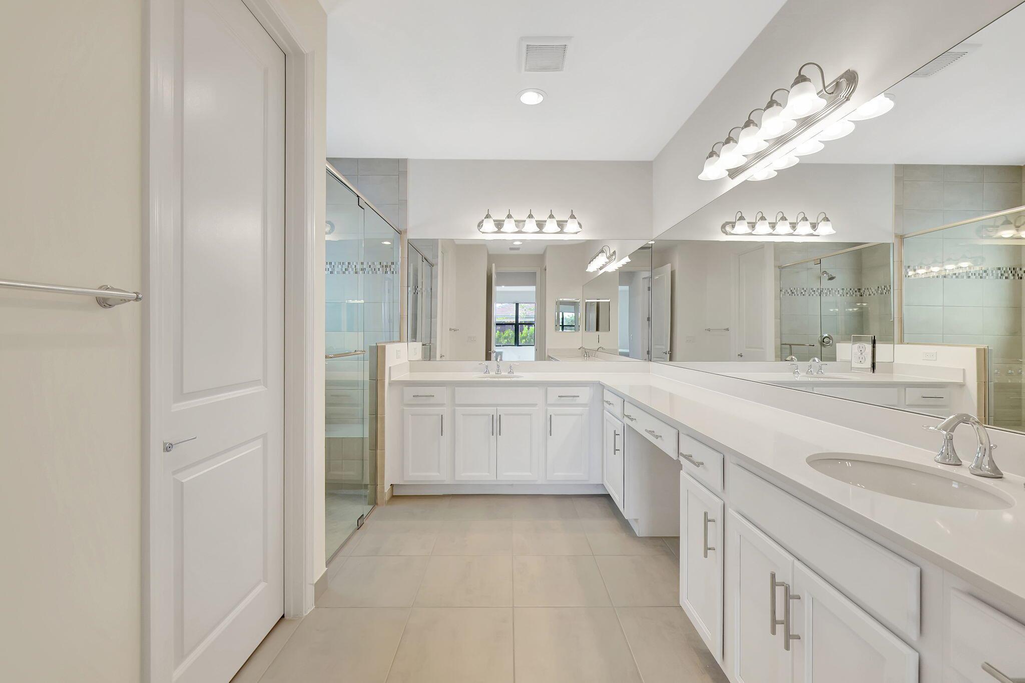 RIVERLAND - Residential Lease