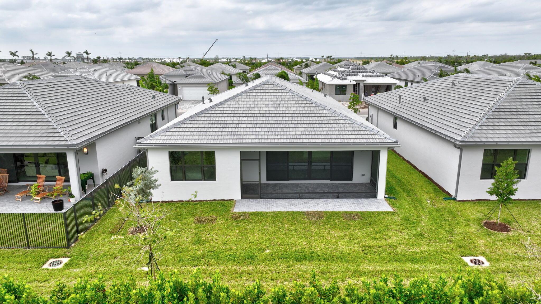 RIVERLAND - Residential Lease