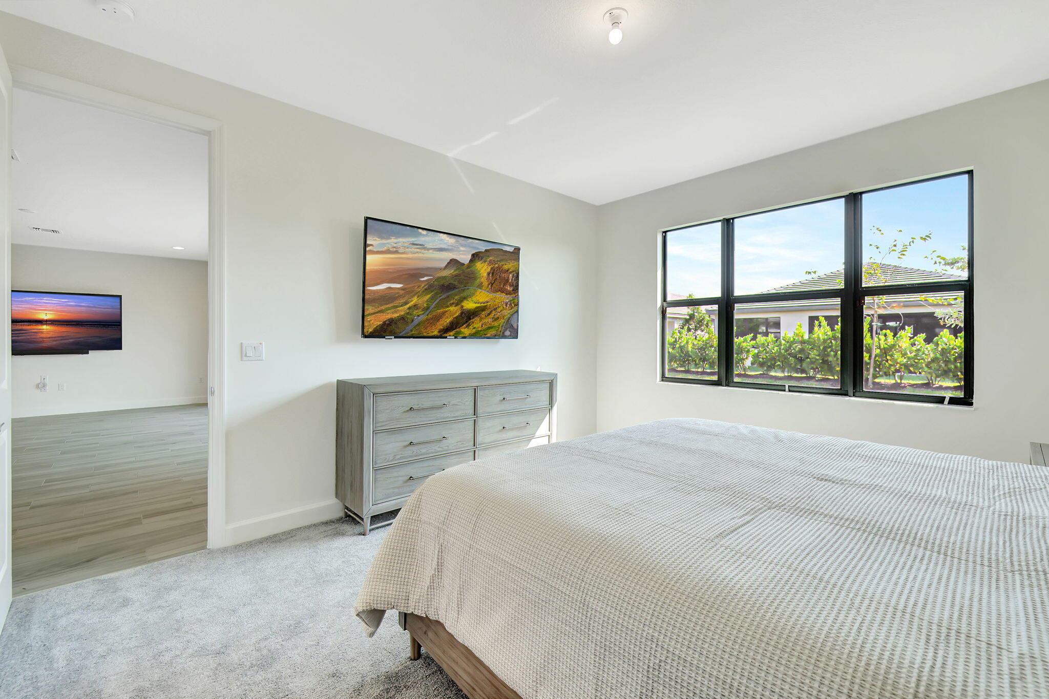 RIVERLAND - Residential Lease