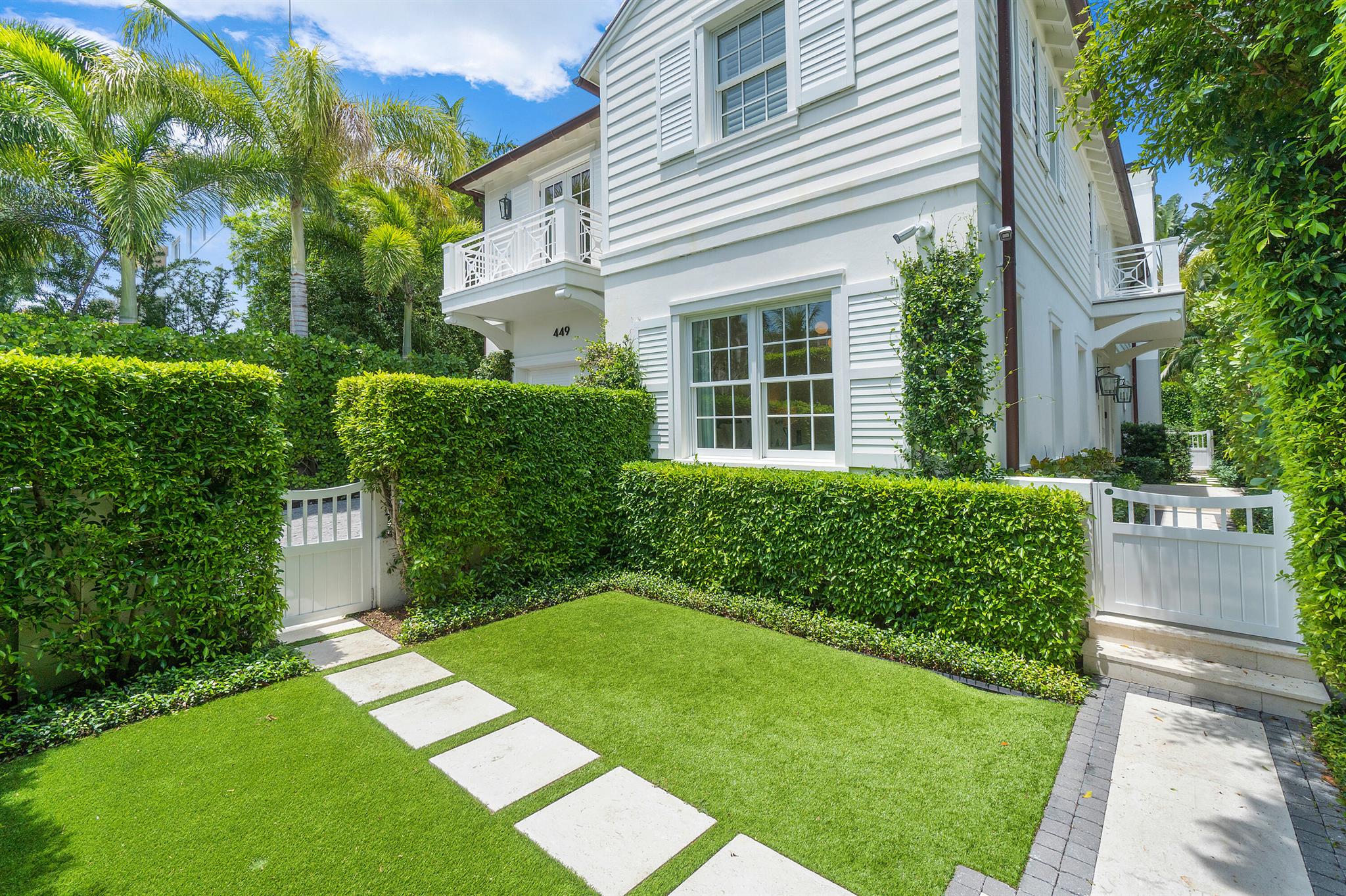 ROYAL PARK - Residential